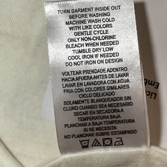 Disney Mickey Mouse Womens Size XXL Embroidered Flowers Cream SS T-shirt Freeze - Picture 9 of 12